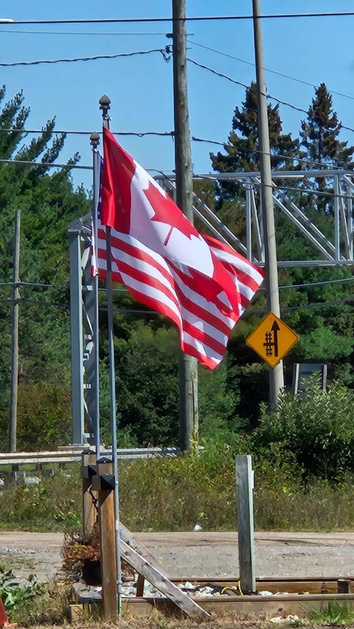 Super Nights Inn Sault Ste. Marie Bagian luar foto